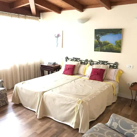 Atico Espacioso Con Terraza Y Salon Exterior