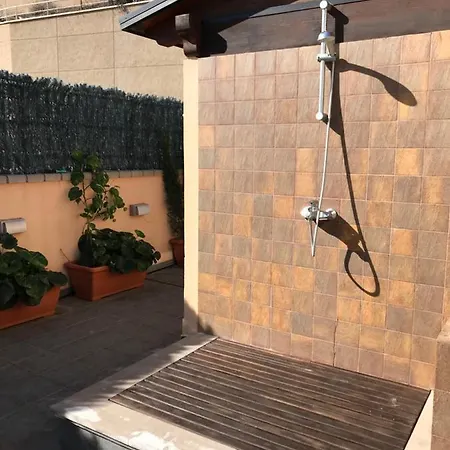 Appartamento Atico Espacioso Con Terraza Y Salon Exterior