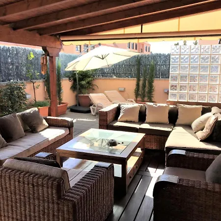 Atico Espacioso Con Terraza Y Salon Exterior *